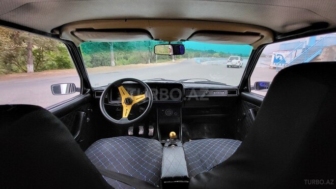 LADA (VAZ) 2107 2002, 9,100 km - 1.6 l - Quba