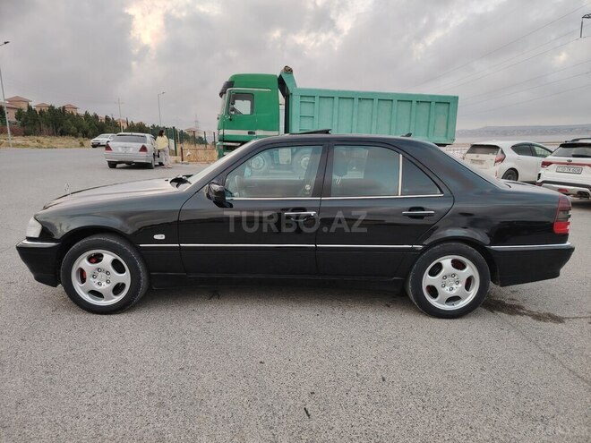 Mercedes C 230 1999, 209,540 km - 2.3 l - Bakı
