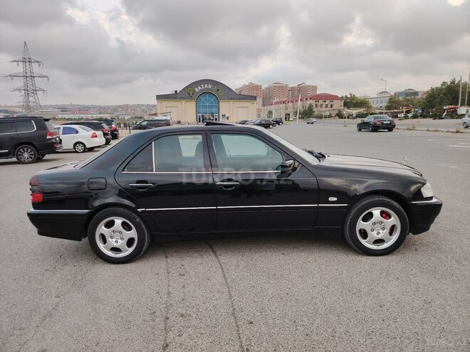 Mercedes C 230 1999, 209,540 km - 2.3 l - Bakı