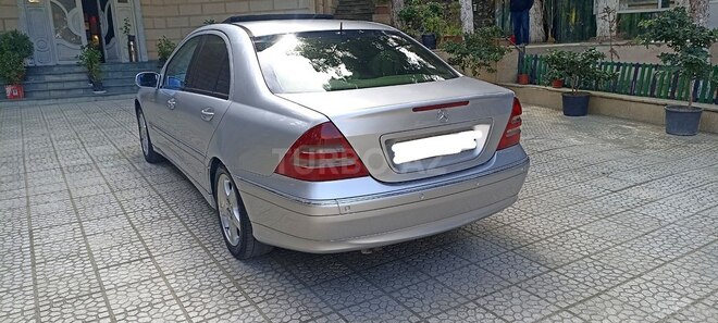 Mercedes C 200 2001, 320,320 km - 2.0 л - Sumqayıt
