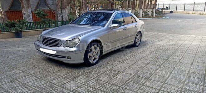 Mercedes C 200 2001, 320,320 km - 2.0 л - Sumqayıt