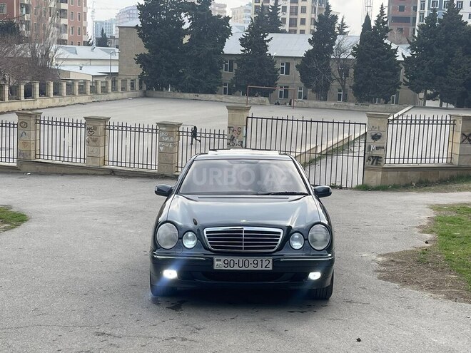 Mercedes E 270 2001, 450,000 km - 2.7 л - Bakı
