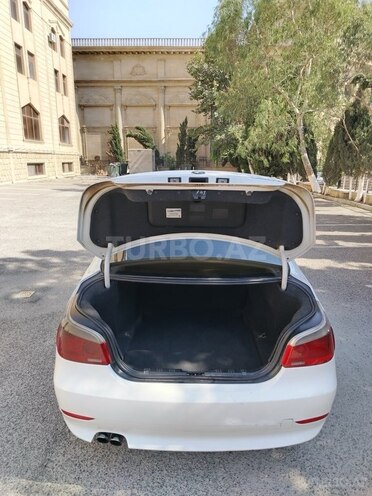 BMW 525 2004, 400,000 km - 2.5 л - Bakı