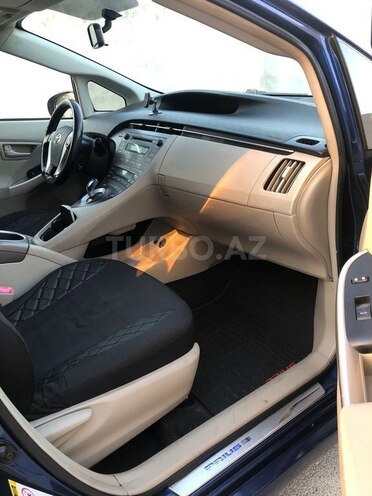 Toyota Prius 2011, 317,000 km - 1.5 l - Bakı