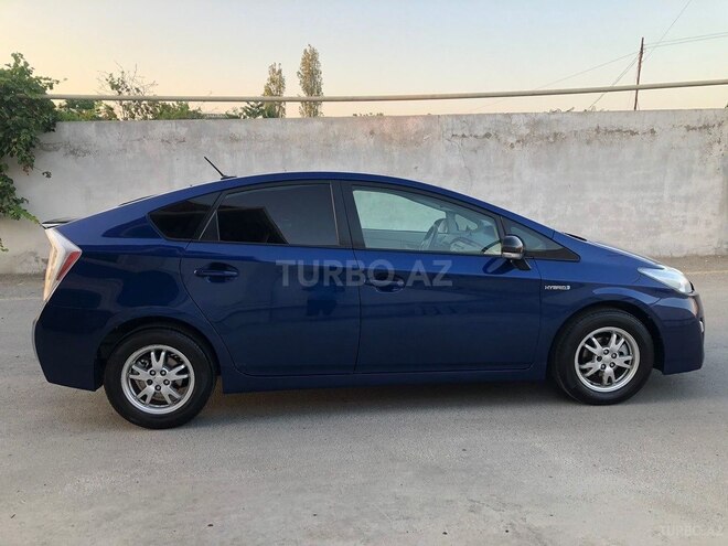 Toyota Prius 2011, 317,000 km - 1.5 l - Bakı