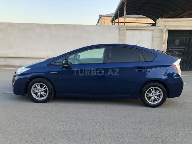 Toyota Prius 2011, 317,000 km - 1.5 l - Bakı