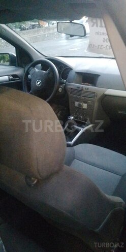 Opel Astra 2006, 253,718 km - 1.4 л - Şəki
