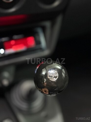 LADA (VAZ) Niva 2023, 32,000 km - 1.7 l - Bakı