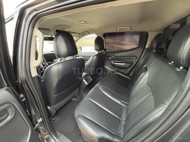 Mitsubishi L200 2020, 190,000 km - 2.4 l - Bakı