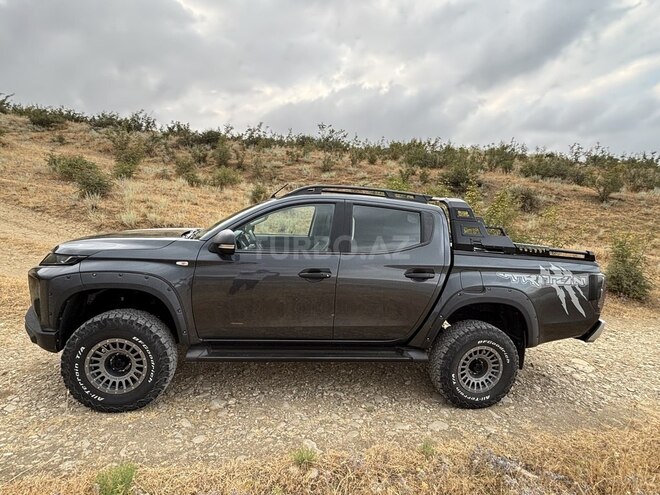 Mitsubishi L200 2020, 190,000 km - 2.4 l - Bakı