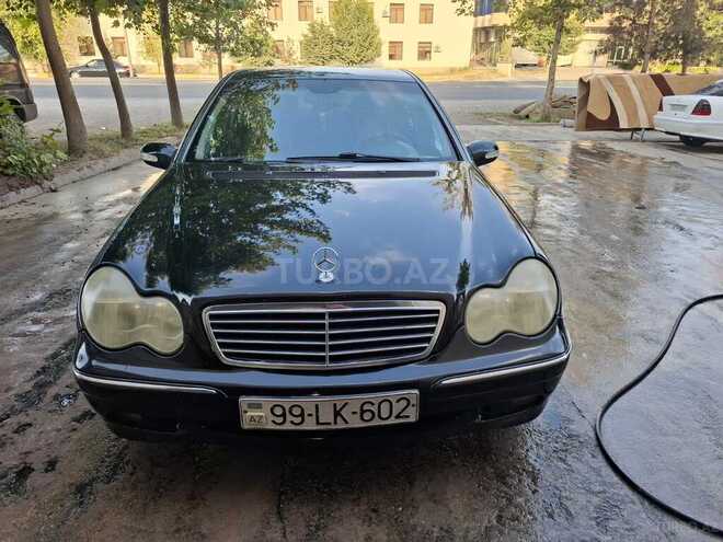 Mercedes C 220 d 2000, 240,000 km - 2.2 л - Bakı