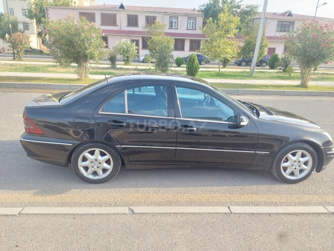 Mercedes C 220 d 2000, 240,000 km - 2.2 л - Bakı
