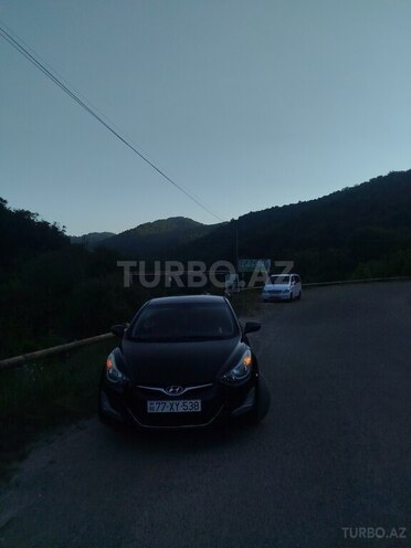 Hyundai Elantra 2014, 317,041 km - 1.8 л - Tovuz