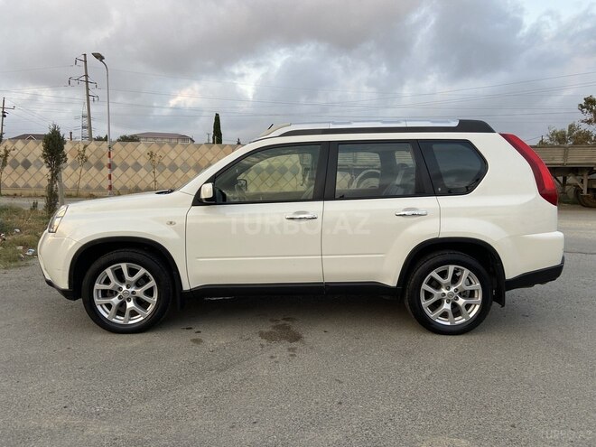 Nissan X-Trail 2013, 107,000 km - 2.5 l - Bakı