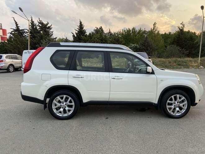 Nissan X-Trail 2013, 107,000 km - 2.5 l - Bakı
