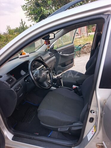 Toyota Corolla 2006, 390,000 km - 1.4 l - Beyləqan