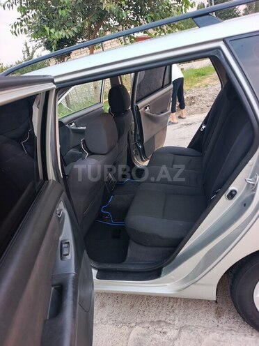 Toyota Corolla 2006, 390,000 km - 1.4 l - Beyləqan