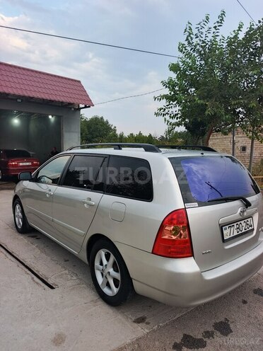 Toyota Corolla 2006, 390,000 km - 1.4 l - Beyləqan