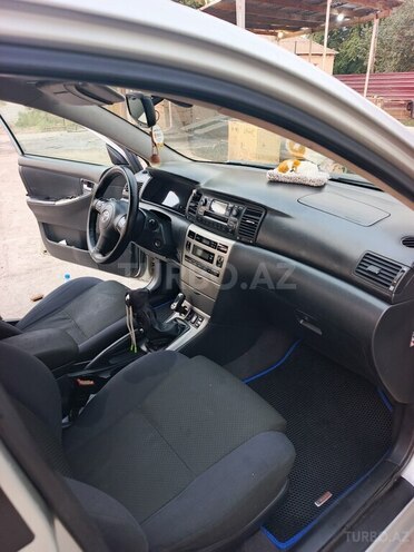 Toyota Corolla 2006, 390,000 km - 1.4 l - Beyləqan