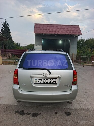 Toyota Corolla 2006, 390,000 km - 1.4 l - Beyləqan