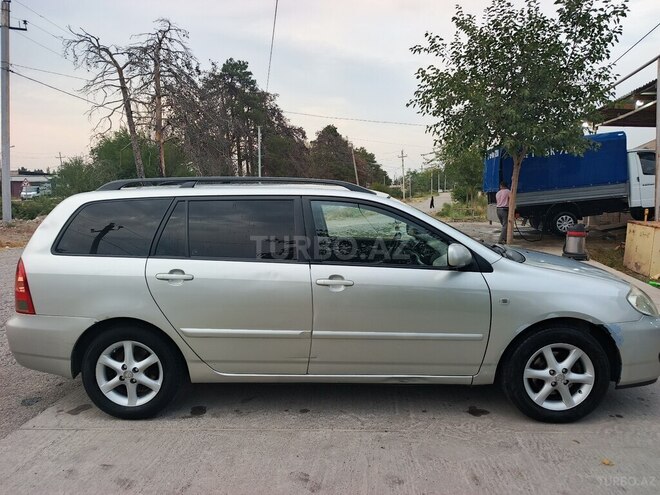 Toyota Corolla 2006, 390,000 km - 1.4 l - Beyləqan