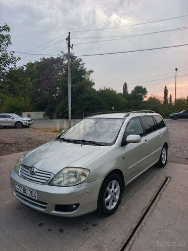 Toyota Corolla 2006, 390,000 km - 1.4 l - Beyləqan
