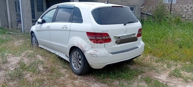 Mercedes B 170 2008, 260,000 km - 1.7 l - Bakı