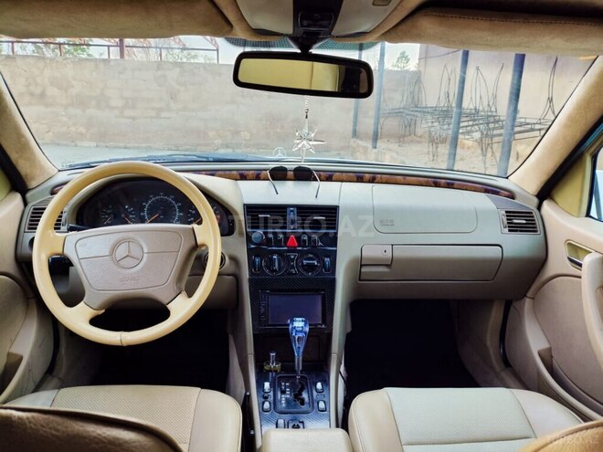 Mercedes C 230 1999, 238,000 km - 2.3 л - Hacıqabul