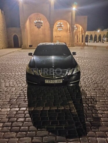 Mercedes E 220 2010, 336,536 km - 2.1 л - Bakı