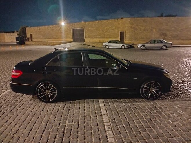 Mercedes E 220 2010, 336,536 km - 2.1 л - Bakı