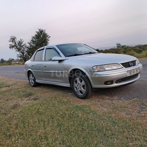 Opel Vectra 1999, 465,232 km - 1.8 l - Zaqatala
