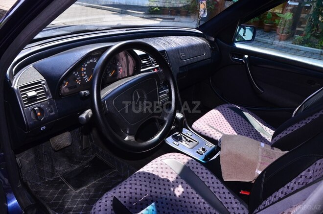 Mercedes C 180 1998, 385,000 km - 1.8 l - Qax