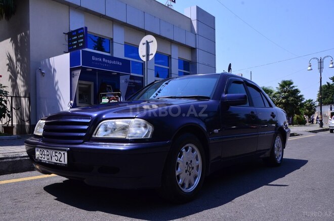 Mercedes C 180 1998, 385,000 km - 1.8 l - Qax