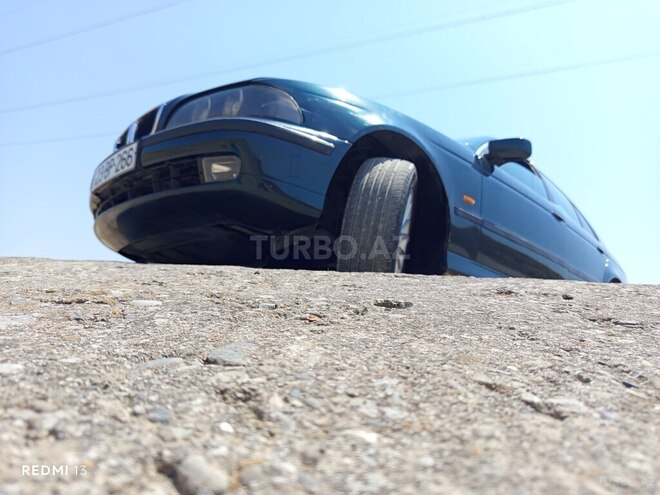 BMW 520 1997, 306,000 km - 2.0 l - Göyçay