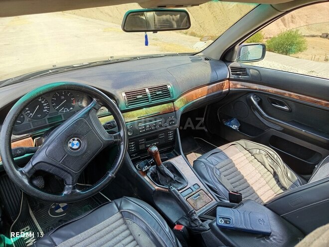 BMW 520 1997, 306,000 km - 2.0 l - Göyçay