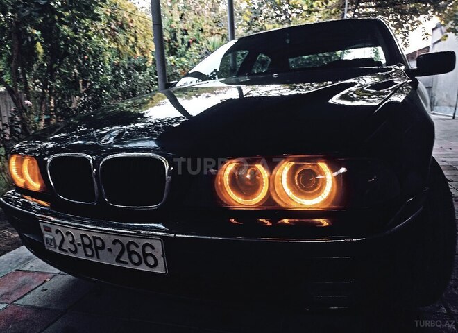 BMW 520 1997, 306,000 km - 2.0 l - Göyçay