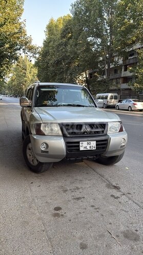 Mitsubishi Pajero 2003, 332,456 km - 3.0 l - Mingəçevir