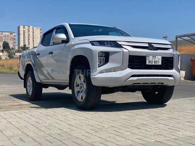 Mitsubishi L200 2021, 160,000 km - 2.4 l - Bakı
