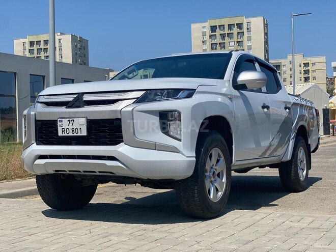 Mitsubishi L200 2021, 160,000 km - 2.4 l - Bakı