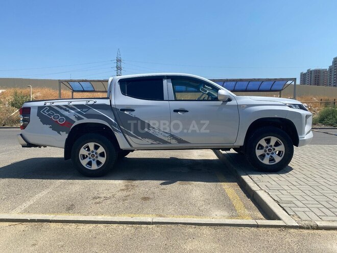Mitsubishi L200 2021, 160,000 km - 2.4 l - Bakı