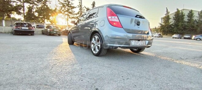 Hyundai i30 2010, 268,000 km - 1.6 л - Bakı