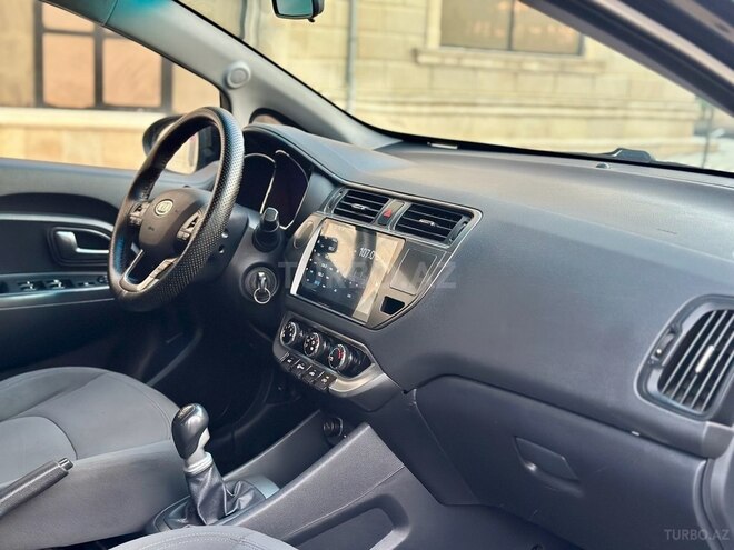 Kia Rio 2011, 258,518 km - 1.1 l - Sumqayıt