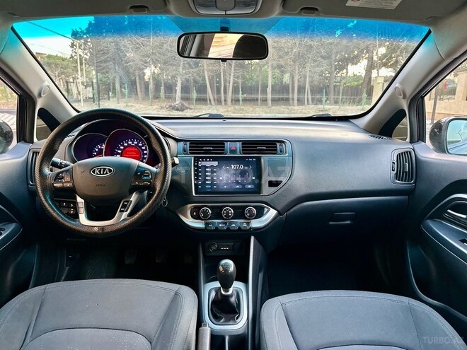 Kia Rio 2011, 258,518 km - 1.1 l - Sumqayıt