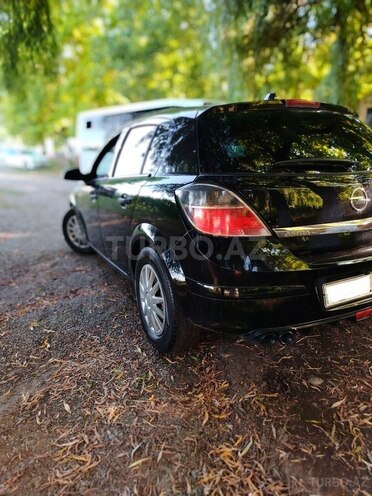 Opel Astra 2009, 260,000 km - 1.4 l - Gəncə