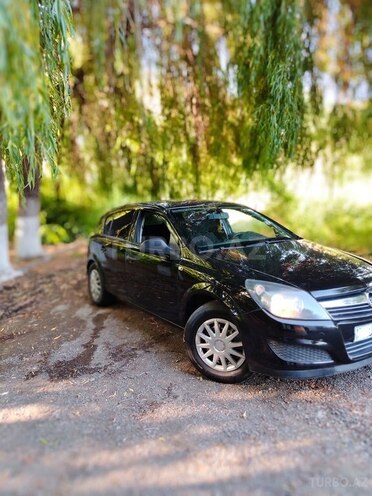Opel Astra 2009, 260,000 km - 1.4 l - Gəncə