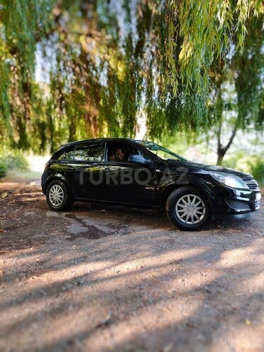 Opel Astra 2009, 260,000 km - 1.4 l - Gəncə
