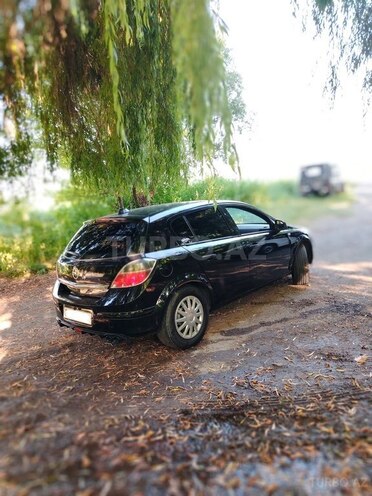 Opel Astra 2009, 260,000 km - 1.4 l - Gəncə