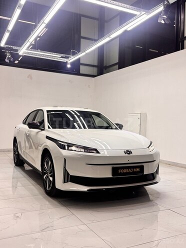 Changan Qiyuan A05 2024, 4,500 km - 1.5 l - Bakı