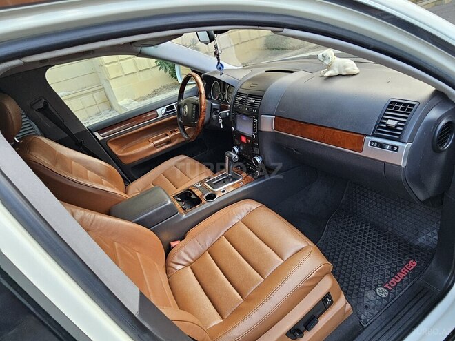 Volkswagen Touareg 2006, 181,123 km - 3.2 л - Bakı