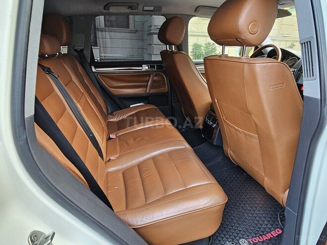 Volkswagen Touareg 2006, 181,123 km - 3.2 л - Bakı